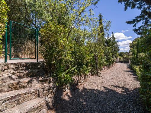 Spacious Villa With Private Pool In Montbrun-des-corbieres