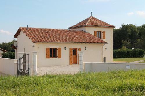 Le Merisier, Manoir de Longeveau