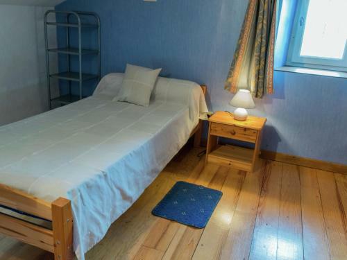 Spacious Holiday Home In Montcabrier With Garden