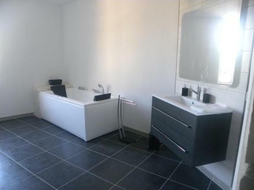 Hostal La Bastide C�venole