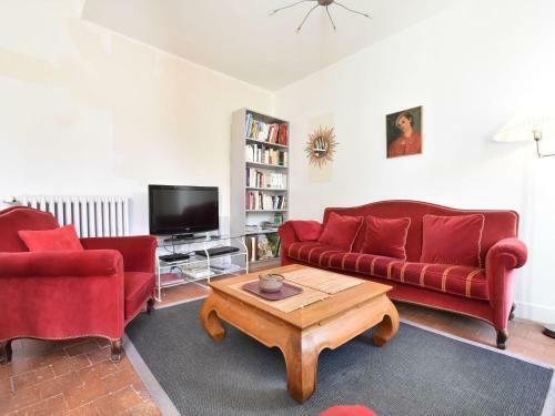 Exclusive Holiday Home In Yevre-le-chatel With Lovely Garden