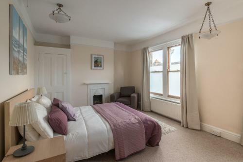 Homely Luxury In A Character 4-bed House