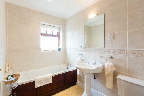 Ael Y Bryn Luxury B&b, North Pembrokeshire