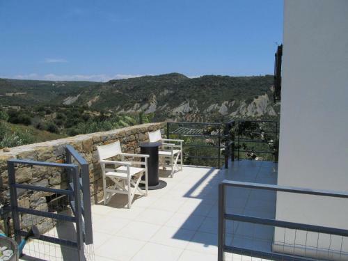 Luxurious Villa In Foinikounta With Panoramic View