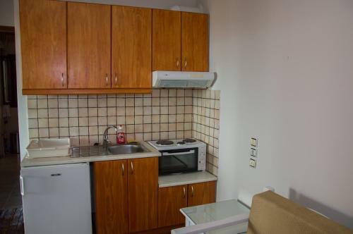 Paradise Studios & Apartments