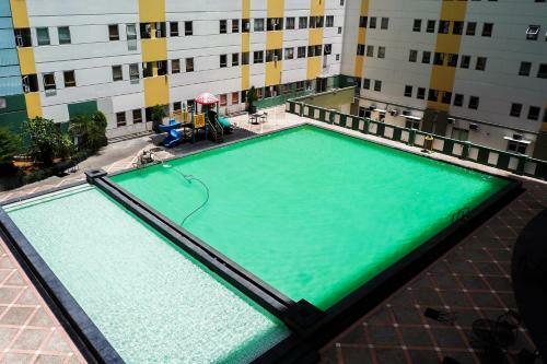 Strategic Studio Apartment At Puncak Permai By Travelio