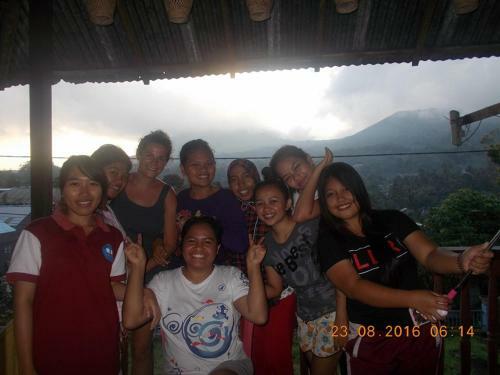 Tomohon Homestay Apelez House