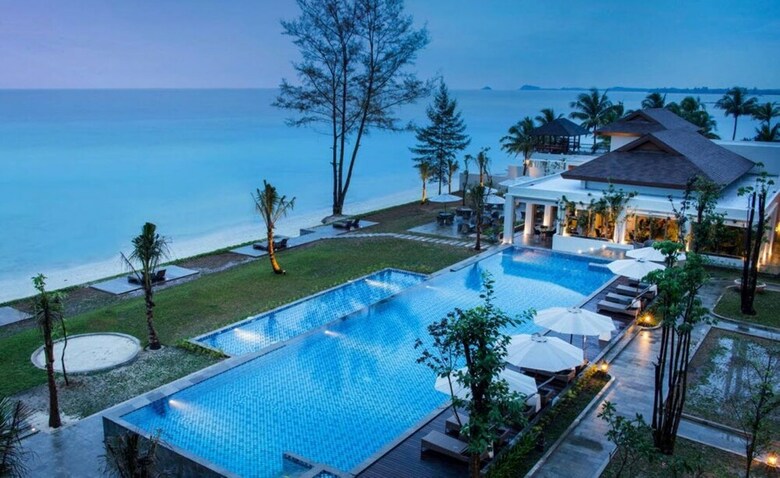 Hotel Santika Premiere Beach Resort Belitung