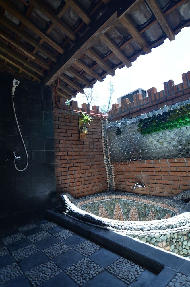 Hotel Rajaklana Resort And Spa