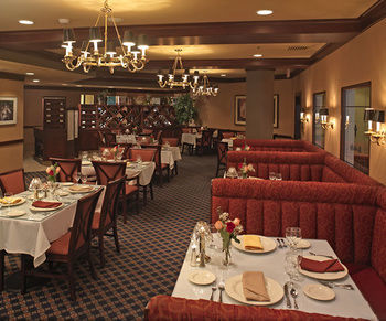 Motel Nathan Hale Inn And Conference Center