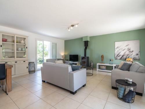 Lovely Villa In Oupia With Private Swimming Pool