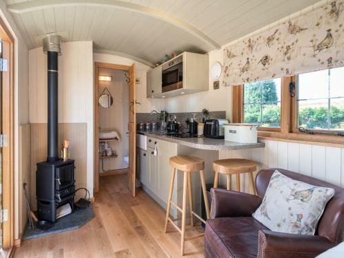 Padarn's Hut, Llandrindod Wells