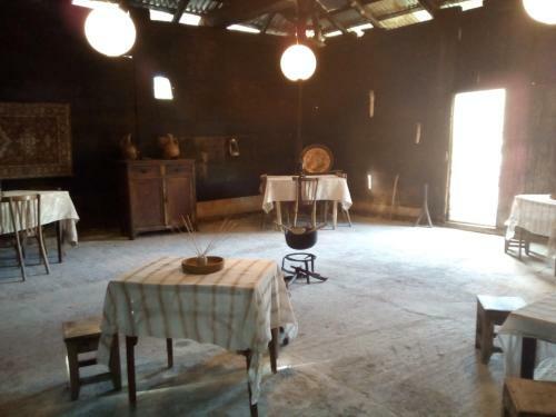Albergue Kinchkha Wood House