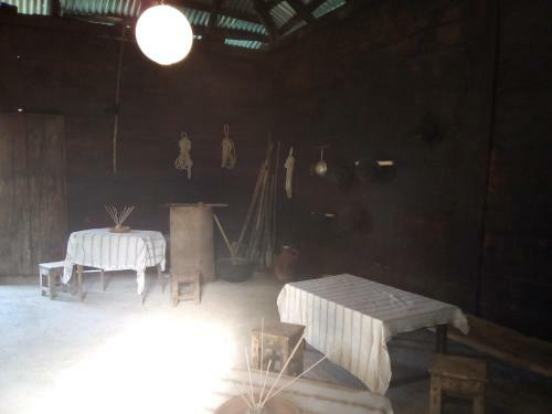 Albergue Kinchkha Wood House