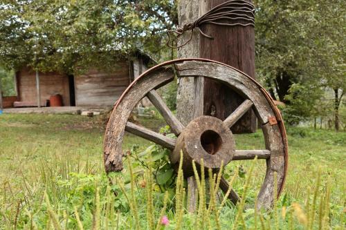 Albergue Kinchkha Wood House