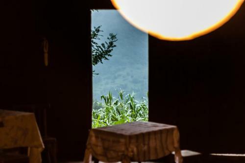 Albergue Kinchkha Wood House