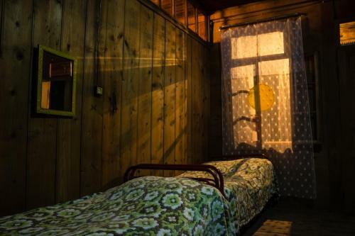 Albergue Kinchkha Wood House