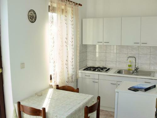 Seaview Apartment With Balcony - Apartments Velebitska II