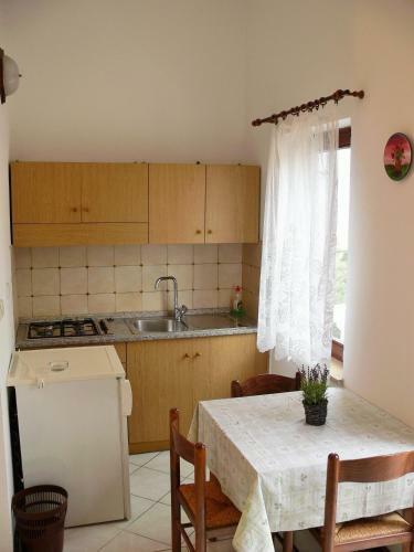 Seaview Apartment With Balcony - Apartments Velebitska II