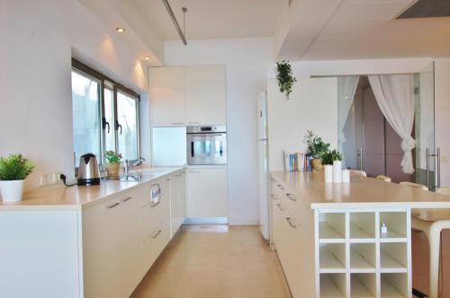 Apartamento Luxury Full Sea View Apt Facing Gordon Beach