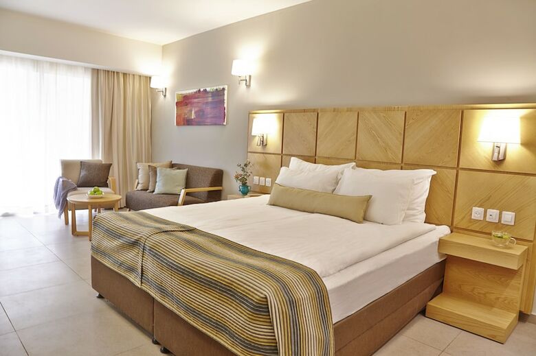 Ein Gedi Kibbutz Hotel