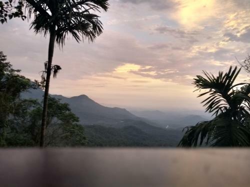 The Hillock Resorts- Quiet By The Mountains