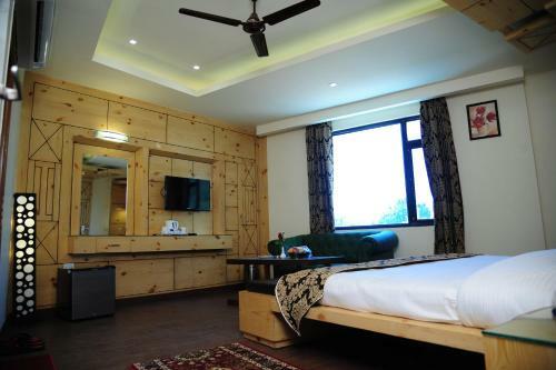Hotel Grand Sharan