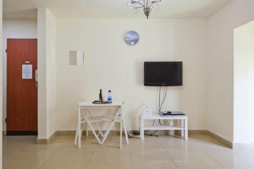 Nhe Alenby Rothschild Apartments
