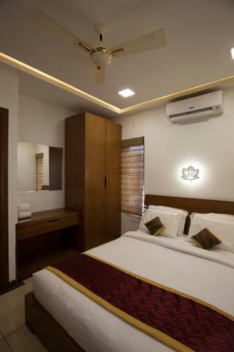 Hotel Genx Crystal Inn Chikmagaluru