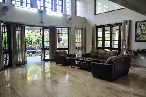 Luxury Villa With A Private Landscaped Garden
