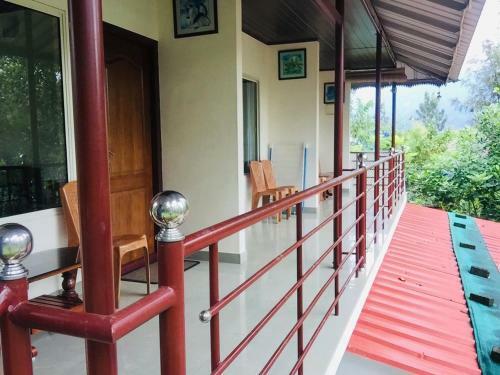 Bed & Breakfast Lizmerrycasa Homestay