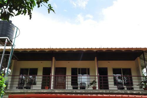 Bed & Breakfast Lizmerrycasa Homestay