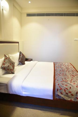 Viz Park Hotel