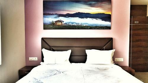 Hostal Airport Hotel Delhi Aerocity