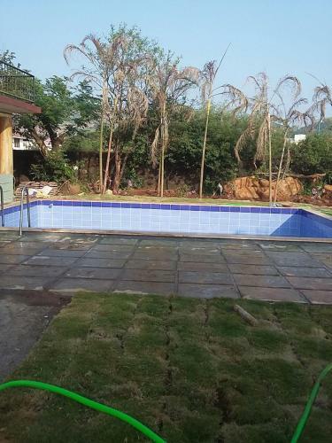 Villa 4 Bhk Khandala Bungalow With Swimming Pool