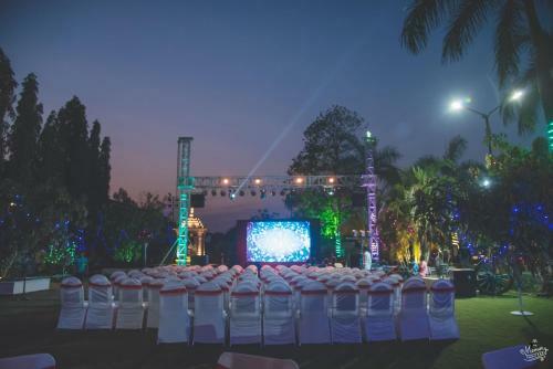 Hotel Pushp Vatika Resort & Lawns