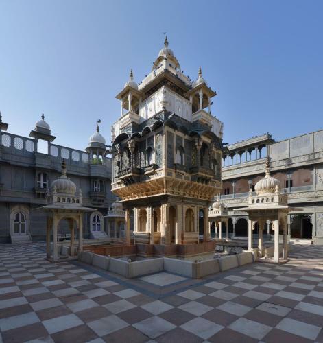 Hotel Udai Bilas Palace