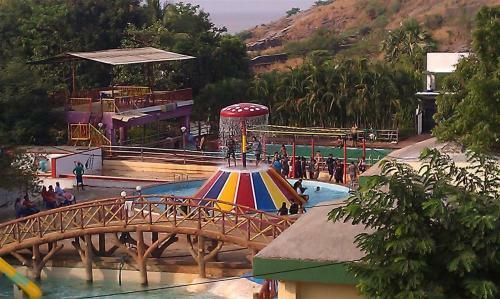 Hotel Pali Beach Resort