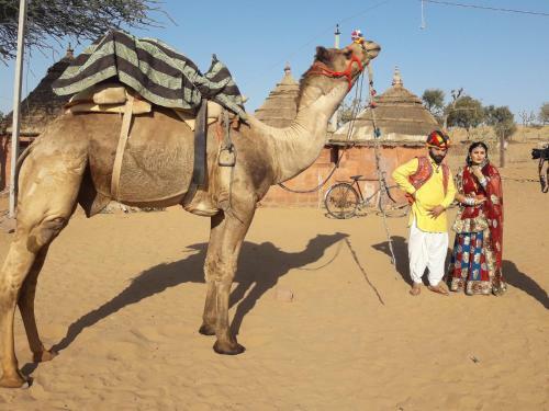 Hostal Jigar Camel Safari And Villega Home Stay