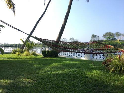 Hotel Majestic Retreat Resort