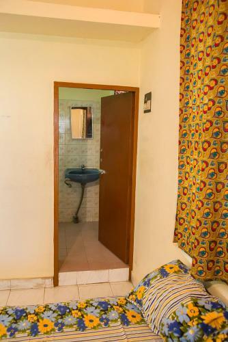 Hostal Dwaraka Home Stay