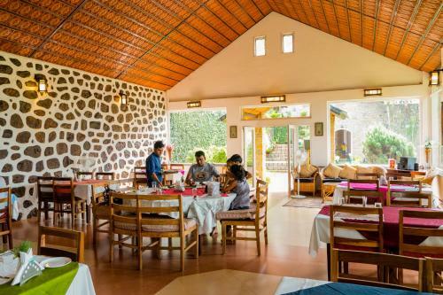 Hotel Kaivalyam Wellness Retreat