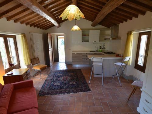 Gorgeous Valley View Apartment In Modigliana
