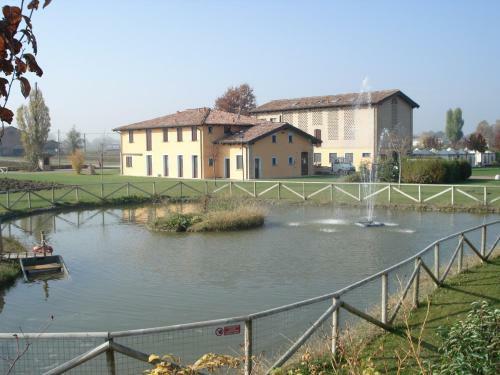 Ca' Del Rio Resort Hotel-ristorante-azienda Agricola
