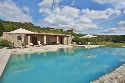 Podere Dottrina Villa Sleeps 12 Wifi