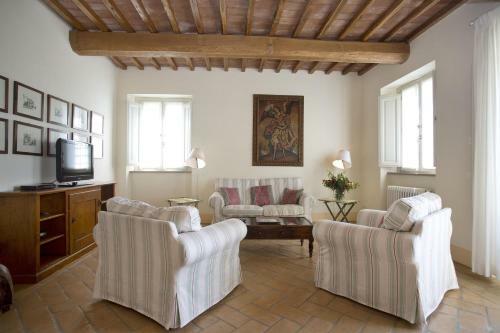 Podere Dottrina Villa Sleeps 12 Wifi