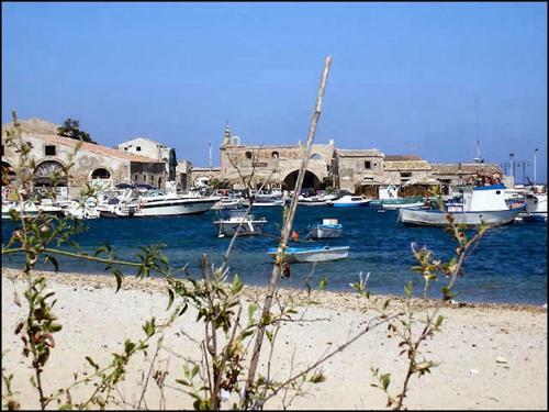 Apartamento Un Affaccio Sul Porto-res. La Vela