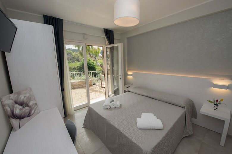 Hostal Borgo Degli Dei - Affittacamere Poseidone