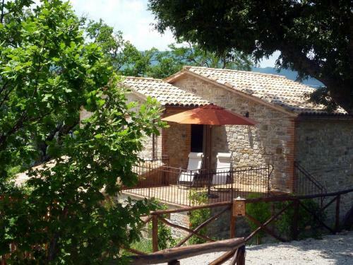 Vintage Apartment In Emilia-romagna Near The Forest