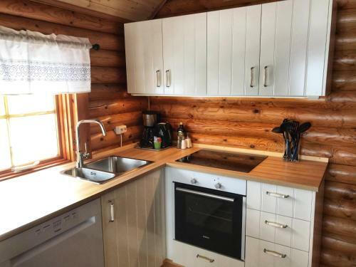 Hostal Brimnes Bungalows